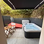 Petit Et Son Abrite Apartment