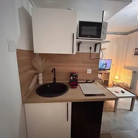 Petit Et Son Abrite Appartement