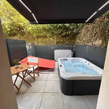 Petit Et Son Abrite Appartement