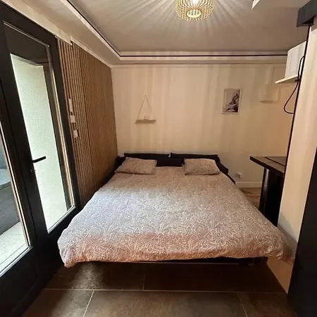 Petit Et Son Abrite Appartement *